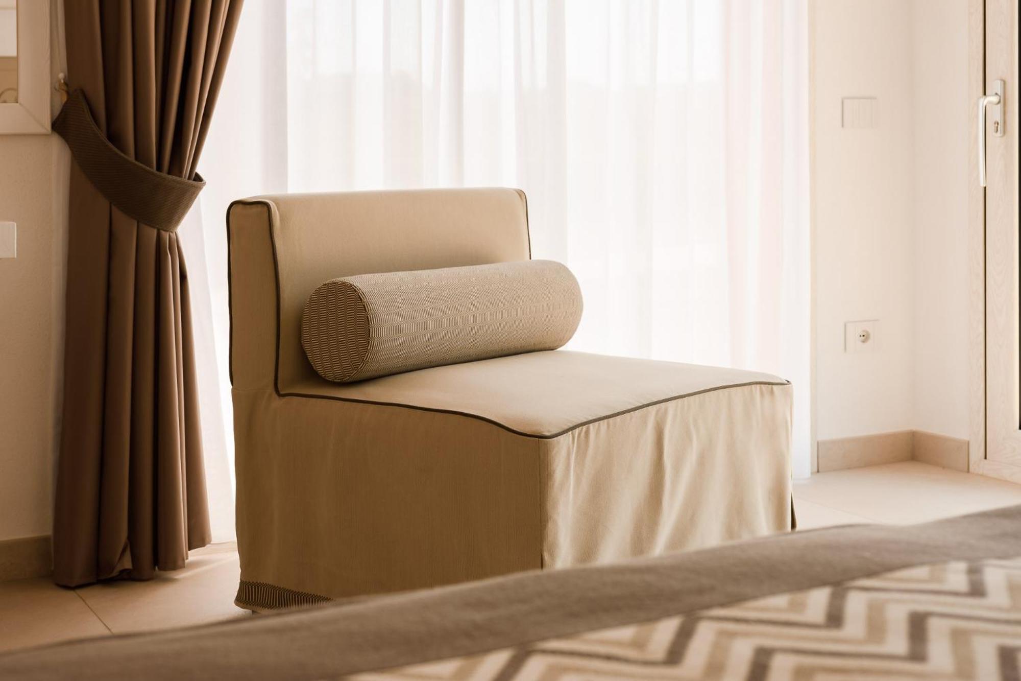 사사리 La Vinia Bed&Wine Experience - Adults Only 빌라 객실 사진